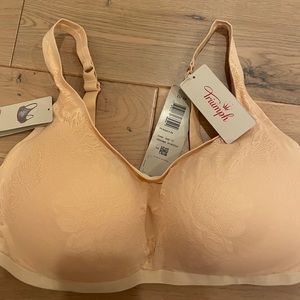 Triumph wireless bra - smart size - size 4- new with tag